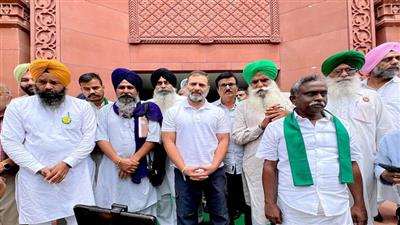 Farmers' Protest: दिल्ली मार्च जारी रखेंगे... संसद में नेता प्रतिपक्ष राहुल गांधी से मुलाकात के बाद बोले किसान नेता