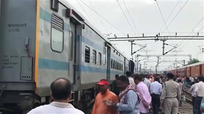 Train Accident:एमपी में ट्रेन हादसा, पटरी से उतरी इंदौर-जबलपुर एक्सप्रेस