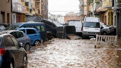 Spain Flood: स्पेन में तीन दशक बाद सबसे भीषण बाढ़, 95 की मौत; सड़कों पर बहती नजर आईं कारें