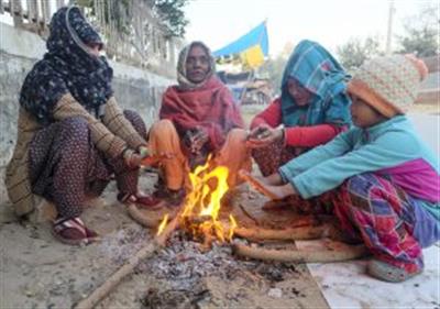 Weather: उत्तर भारत में सिरहन वाली सर्दी, शीतलहर की वार्निंग, इन राज्यों में बारिश बढ़ा सकती है परेशानी