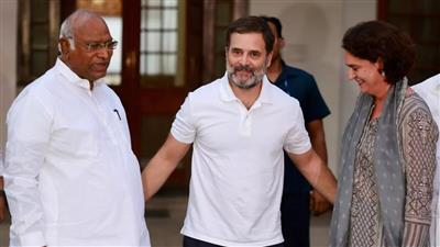 Congress Party: कर्नाटक के बेलगावी में कांग्रेस का दो दिवसीय महाधिवेशन आज, 200 से अधिक कांग्रेसी नेता लेंगे भाग