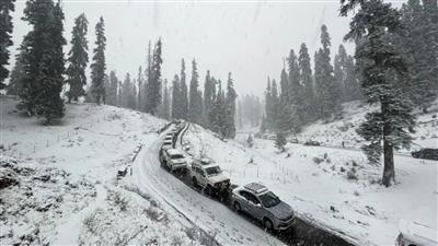 Cold Weather: पहाड़ों से दिल्ली-NCR तक हाड़ कंपाने वाली ठंड, अगले तीन दिन भी कमर कस लें, मौसम विभाग ने दी ये चेतावनी