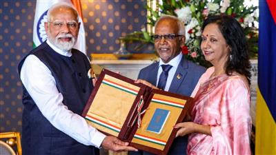 Narendra Modi in Mauritius: 